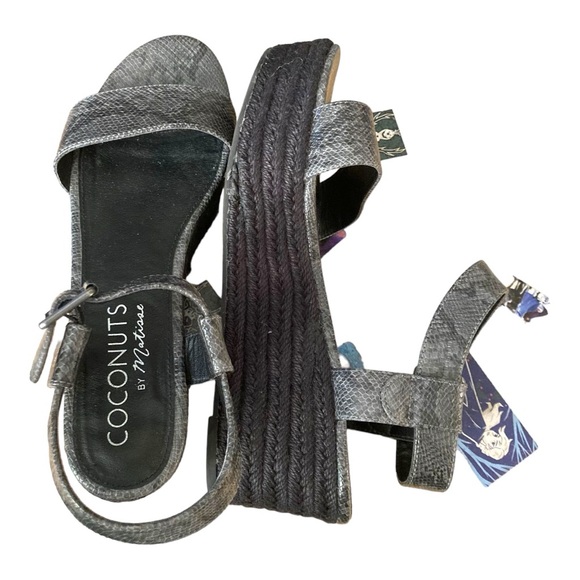Coconuts by Matissee Sunchaser Wedge Platforms Grey/Black Snake Print Si… - Picture 2 of 8